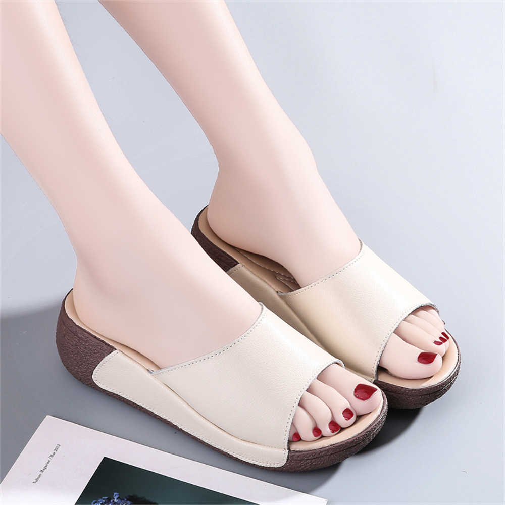 Thick Heel With Strap Designer - Outdoor Sport Festival ulasan dan harga
